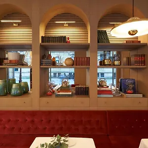 3* Hotell Intelier Katalina